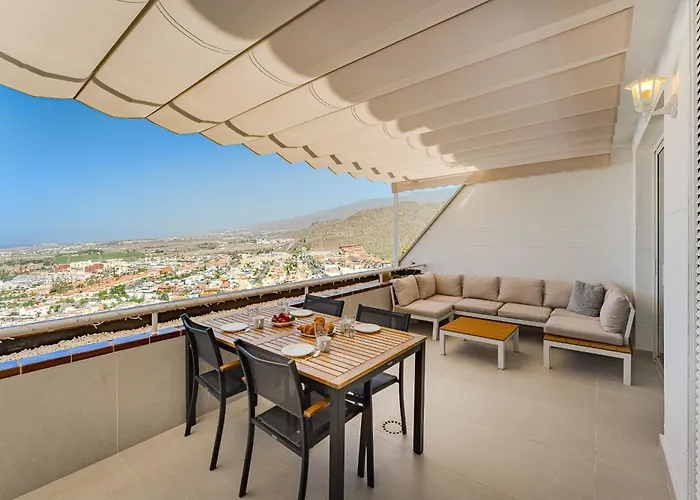 Ocean View, Two Bedroom Apartment With Heated Pool In Sunset Complex