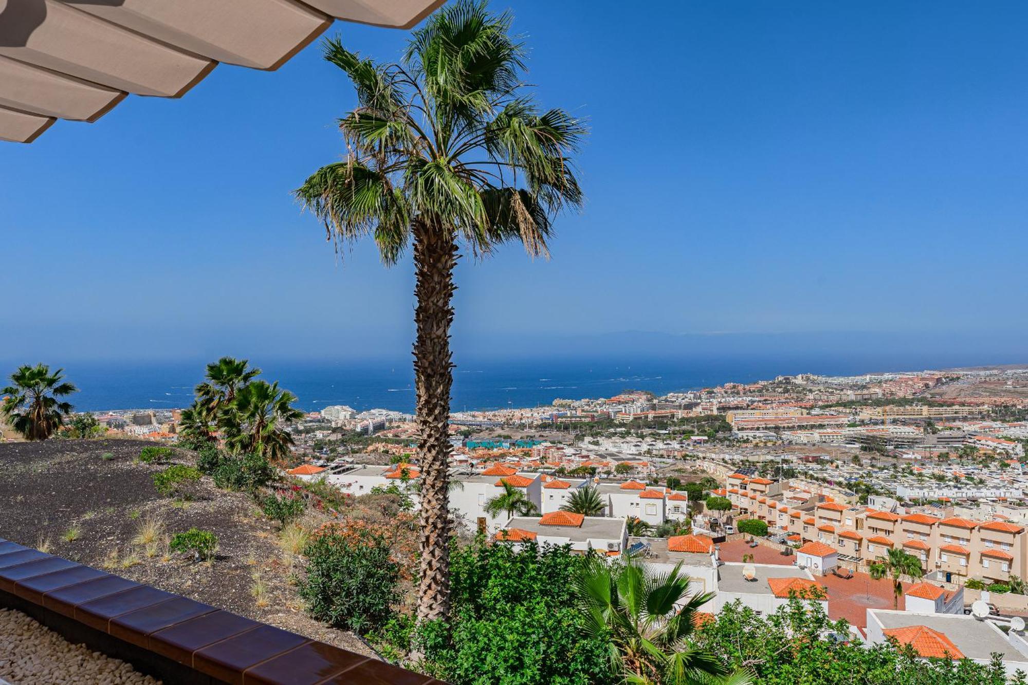 Appartamento Ocean View, Two Bedroom With Heated Pool In Sunset Complex *
