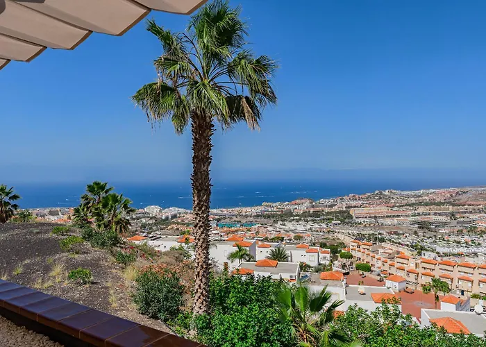 Ocean View, Two Bedroom Apartment With Heated Pool In Sunset Complex