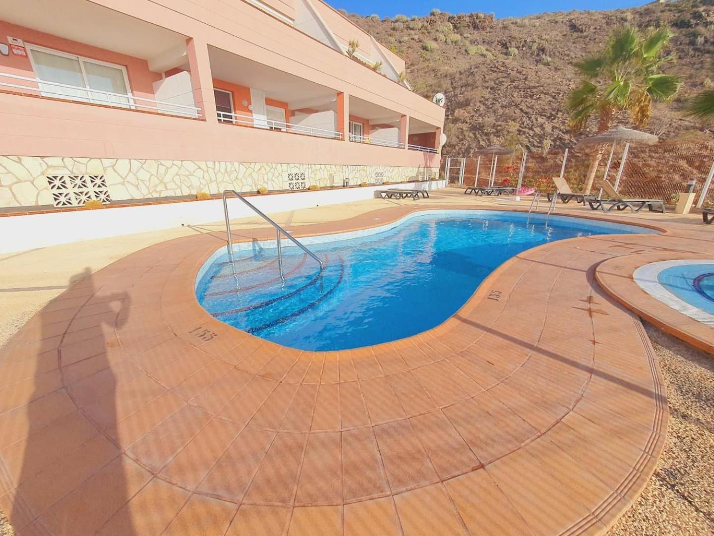 Ocean View, Two Bedroom With Heated Pool In Sunset Complex *