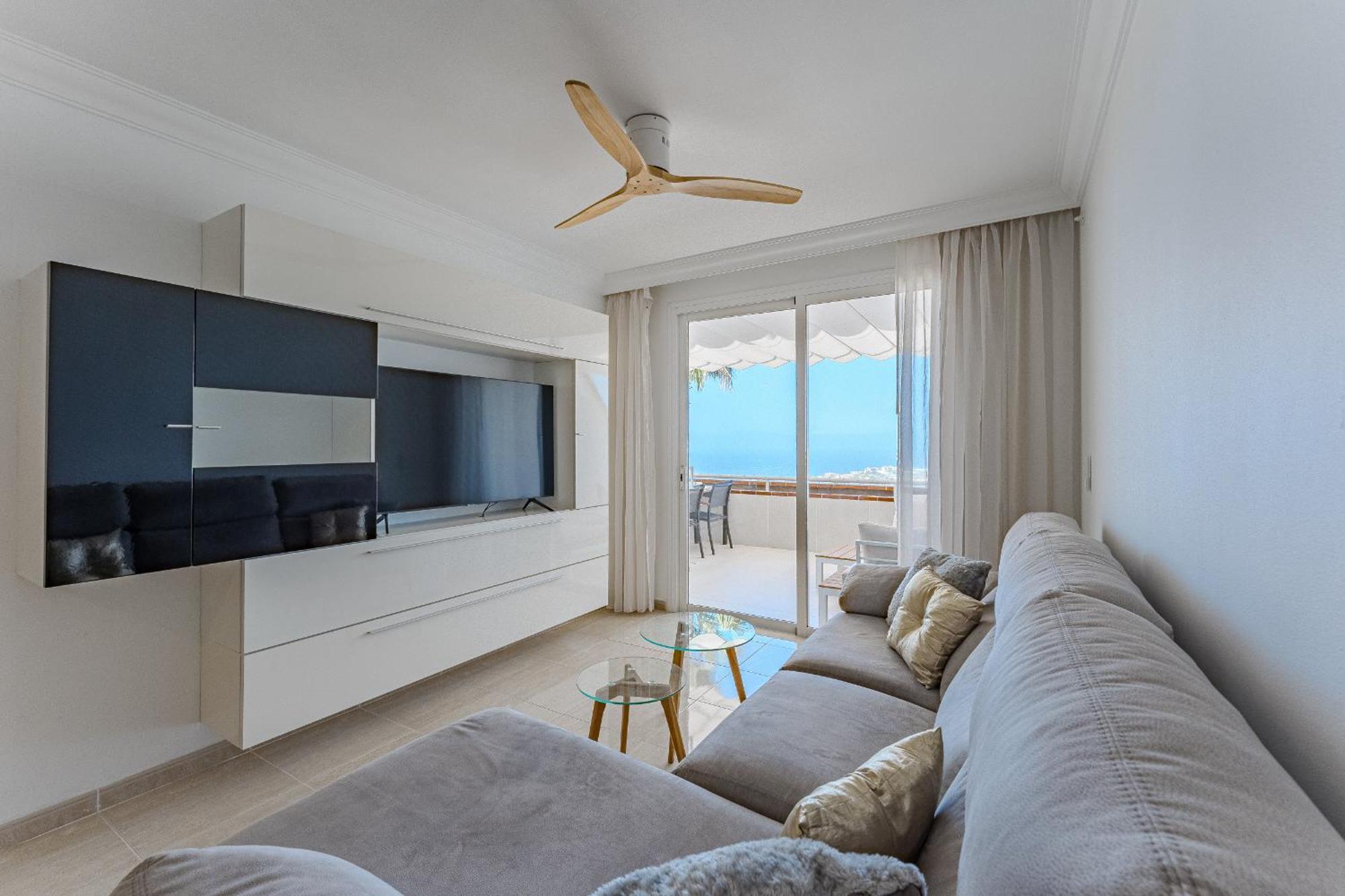 Apartment Ocean View, Two Bedroom With Heated Pool In Sunset Complex